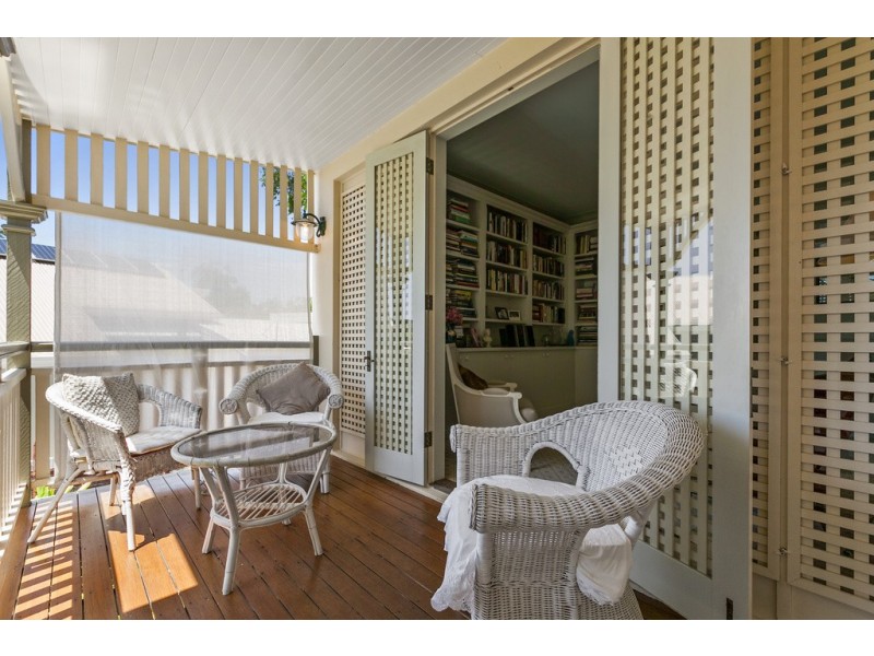 9 Tangmere Court, Noosa Heads QLD 4567