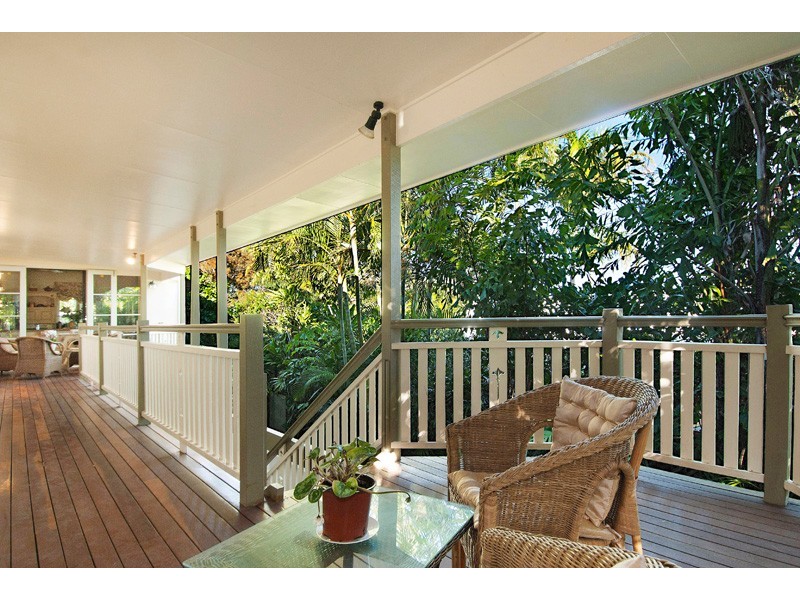 9 Tangmere Court, Noosa Heads QLD 4567