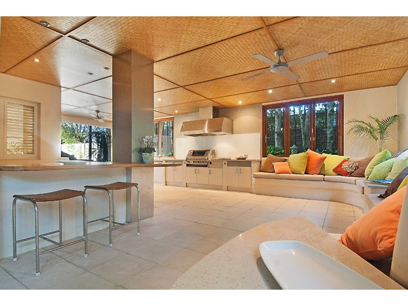 9 Tangmere Court, Noosa Heads QLD 4567