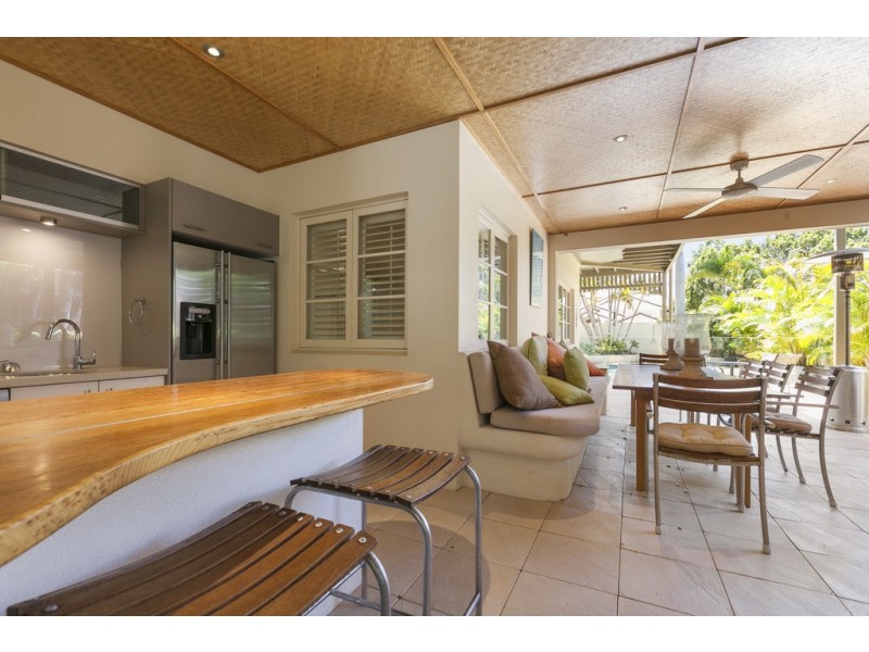 9 Tangmere Court, Noosa Heads QLD 4567