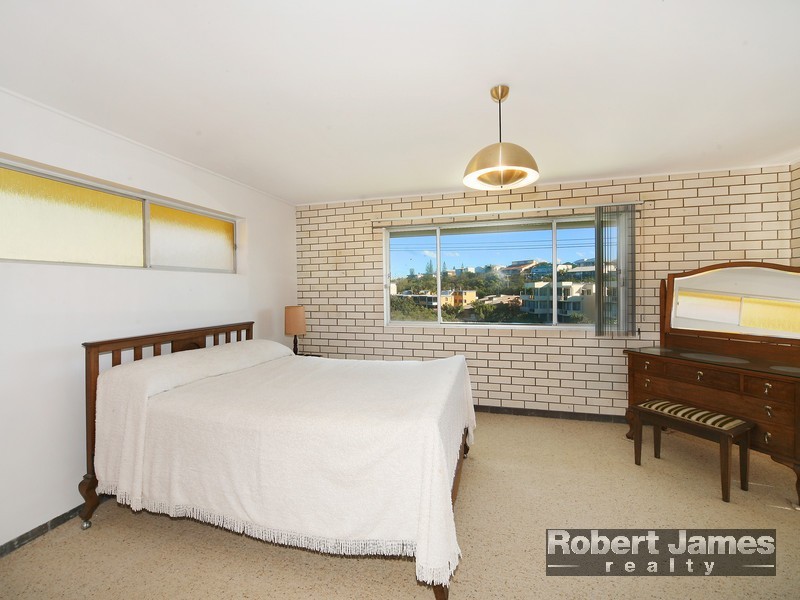 4 Sobraon Street, Sunrise Beach QLD 4567