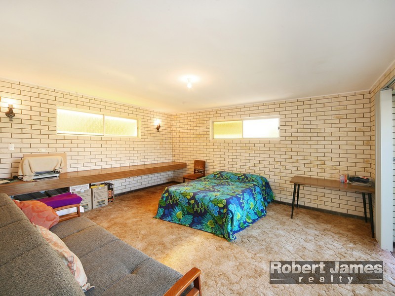 4 Sobraon Street, Sunrise Beach QLD 4567