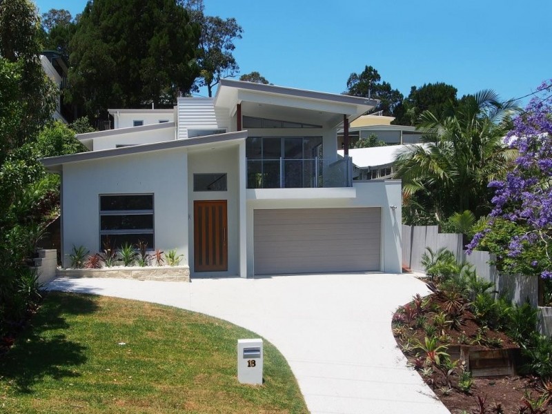 18 Berrima Row, Noosa Heads QLD 4567