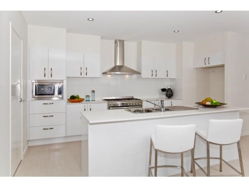 18 Berrima Row, Noosa Heads QLD 4567