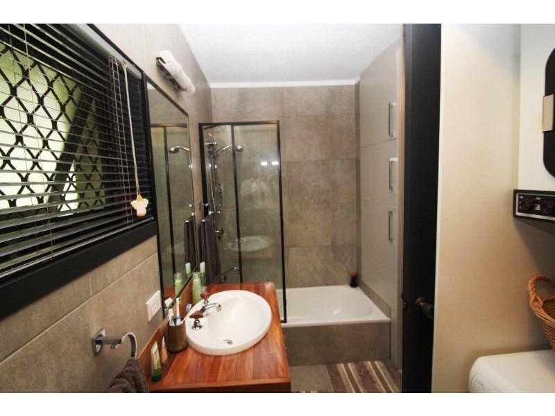 Unit 2/ 28 Viewland Drive, Noosa Heads QLD 4567