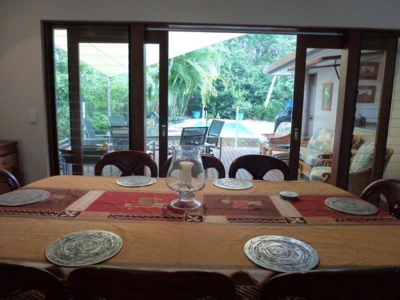 4 Sunset Drive, Noosa Heads QLD 4567