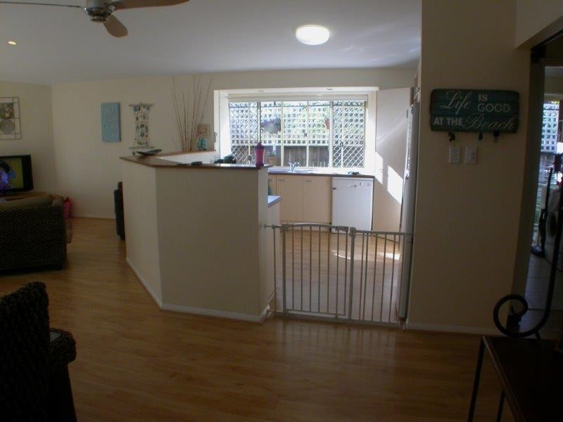 8 Cooba Place, Noosaville QLD 4566