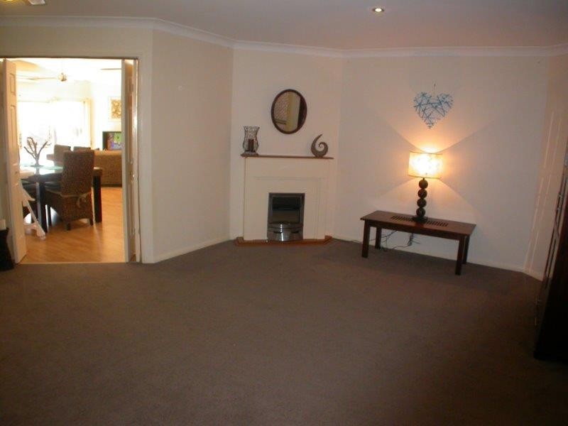 8 Cooba Place, Noosaville QLD 4566