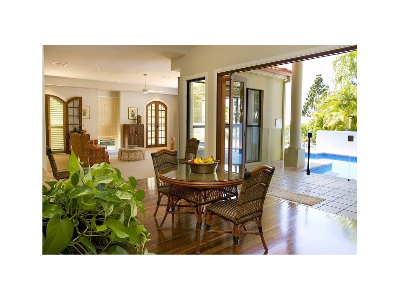 4 Tangmere Court, Noosa Heads QLD 4567