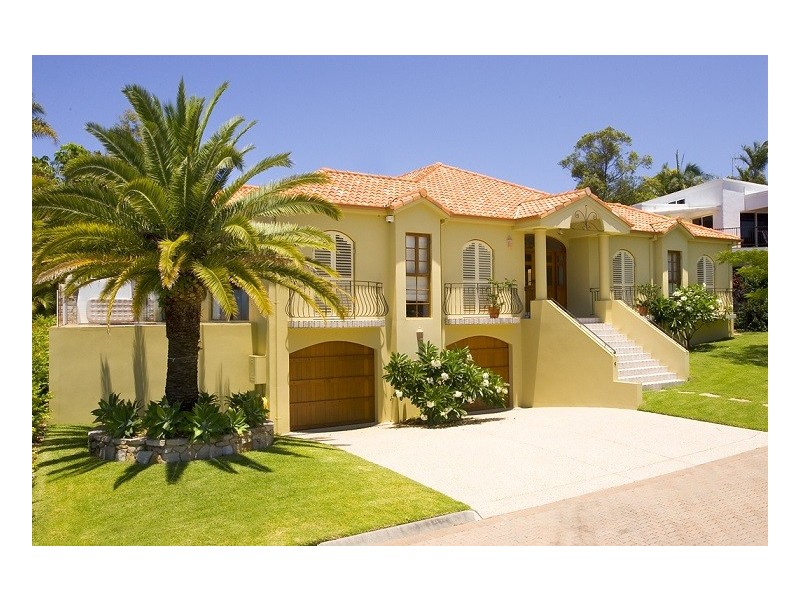 4 Tangmere Court, Noosa Heads QLD 4567
