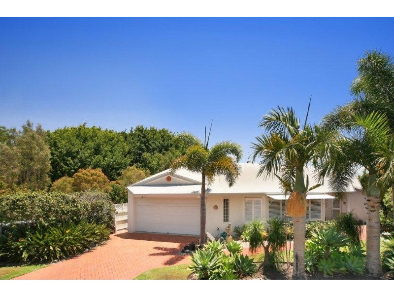 5 The Peninsula, Noosa Waters QLD 4566