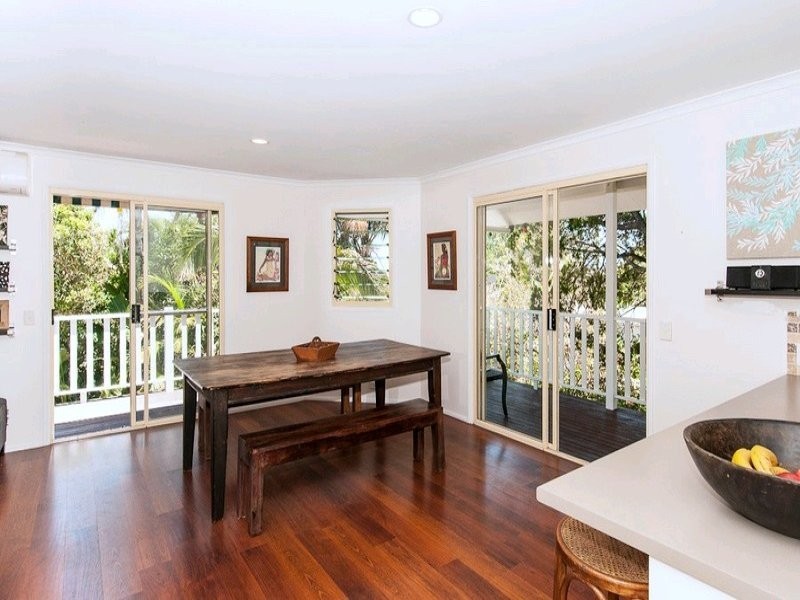 6 Wollomia Way, Sunrise Beach QLD 4567