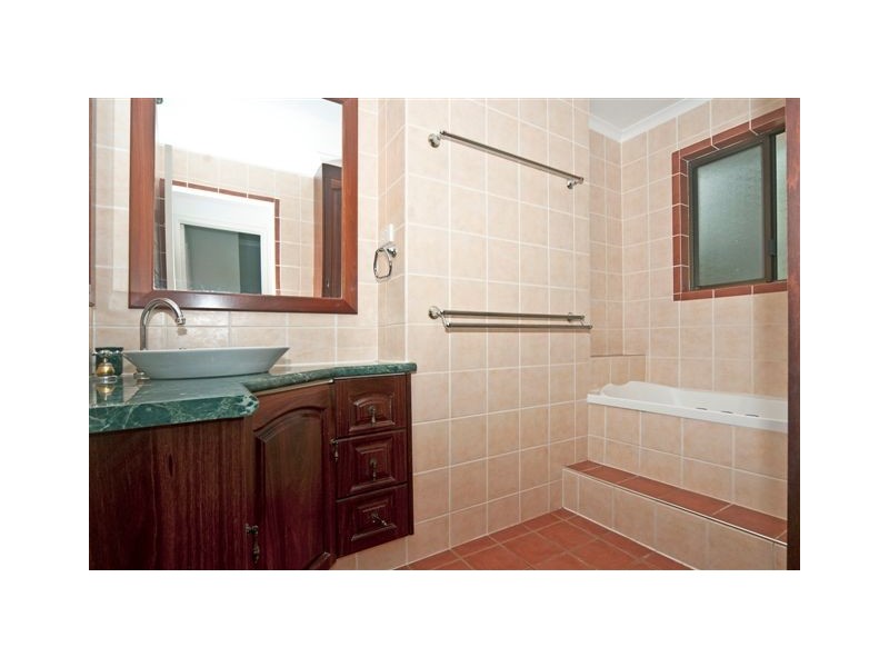 21 Oakland Drive, Tewantin QLD 4565