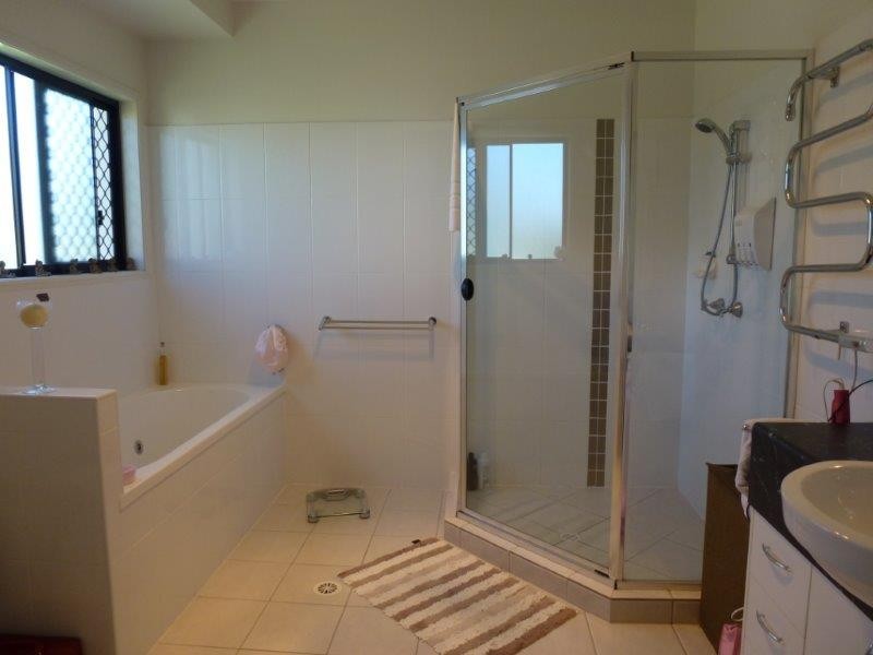 87 Devonstone Drive, Cooroibah QLD 4565