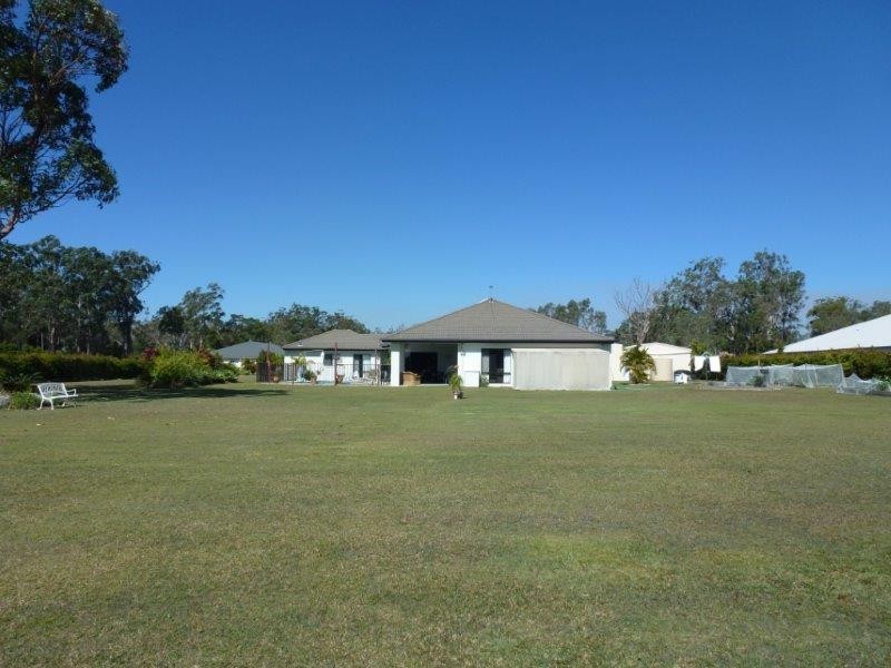 87 Devonstone Drive, Cooroibah QLD 4565