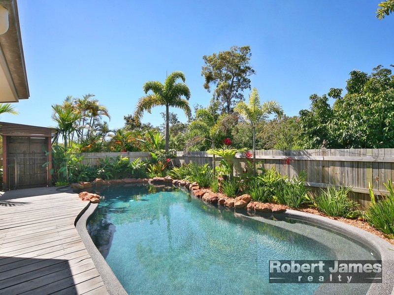 8 Wedgetail Lane, Noosaville QLD 4566