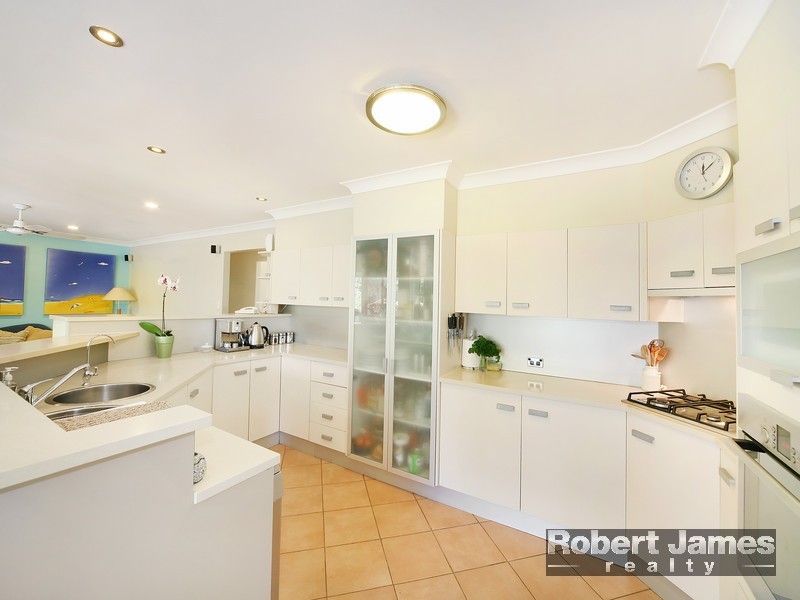 8 Wedgetail Lane, Noosaville QLD 4566