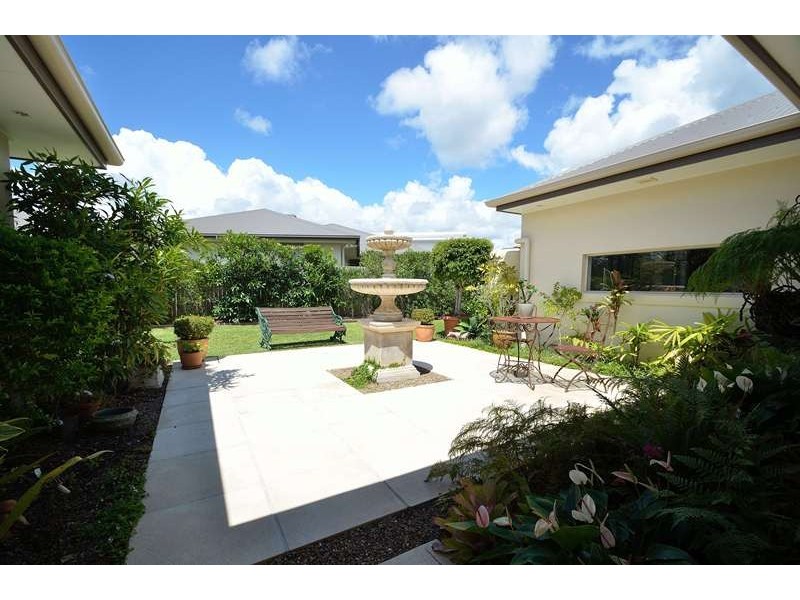 13 Aspera Place, Noosaville QLD 4566
