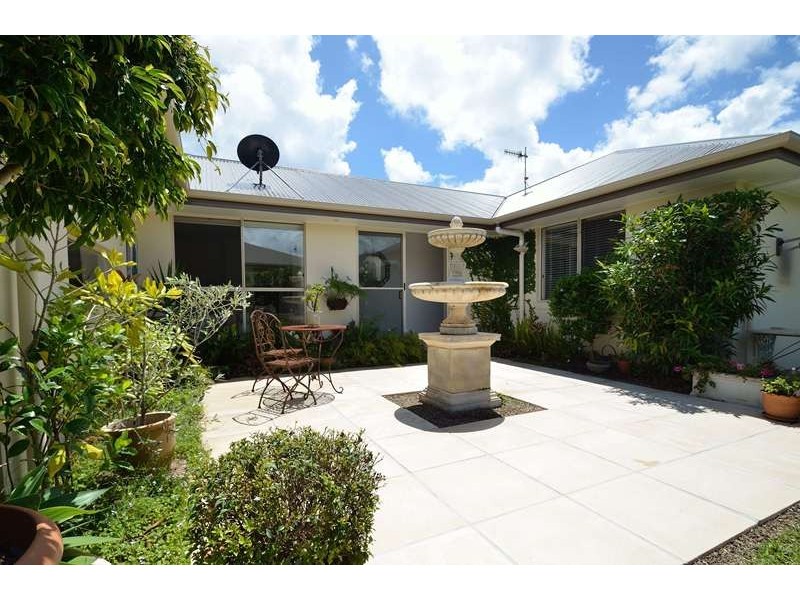 13 Aspera Place, Noosaville QLD 4566