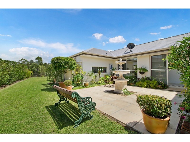 13 Aspera Place, Noosaville QLD 4566