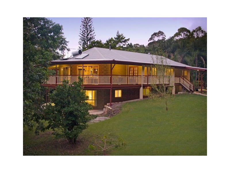 8 Burnett Place, Tewantin QLD 4565