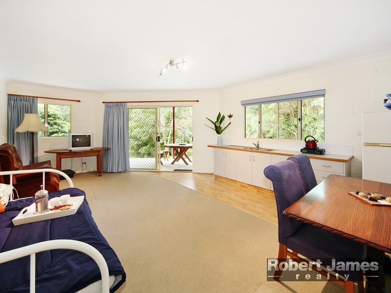 8 Burnett Place, Tewantin QLD 4565
