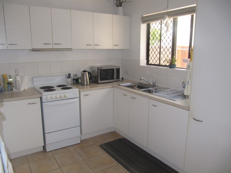 2/16 Hilton Terrace, Tewantin QLD 4565