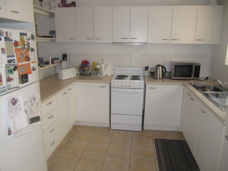 2/16 Hilton Terrace, Tewantin QLD 4565