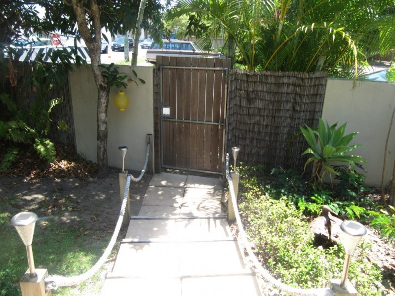 2/16 Hilton Terrace, Tewantin QLD 4565