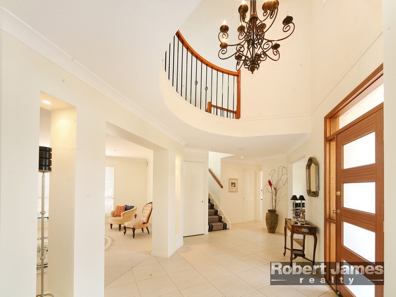 1 Wirra Place, Tewantin QLD 4565