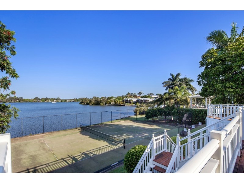 21 Ward Street, Tewantin QLD 4565