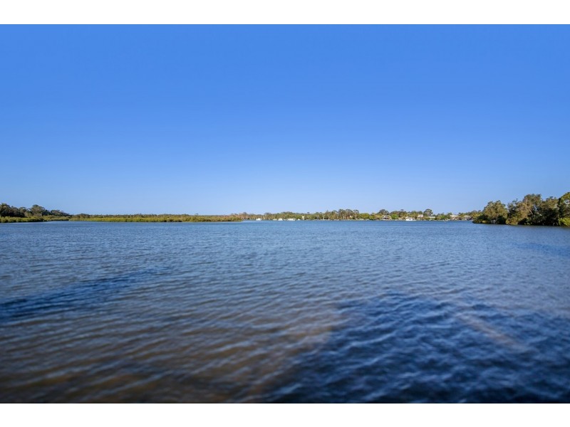 21 Ward Street, Tewantin QLD 4565