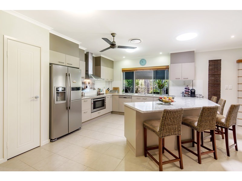 1 Attenuatta Place, Noosaville QLD 4566