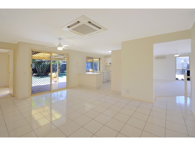52 Hooper Cres, Tewantin QLD 4565