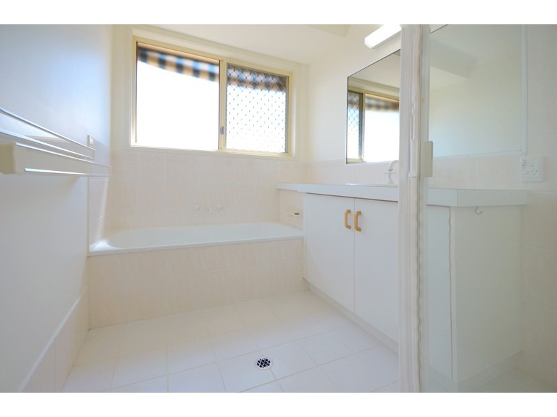 52 Hooper Cres, Tewantin QLD 4565