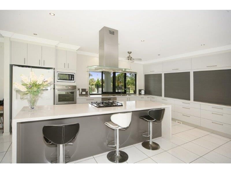 1 Exford Court, Cooroibah QLD 4565