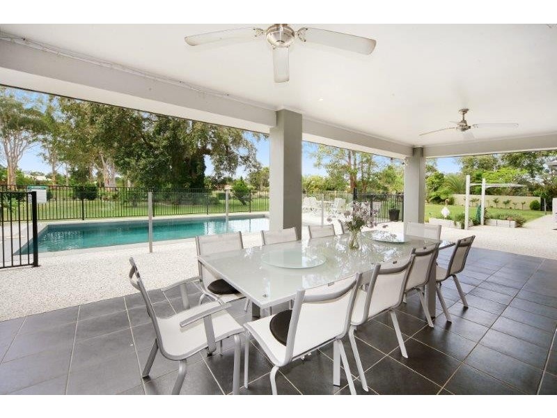 1 Exford Court, Cooroibah QLD 4565