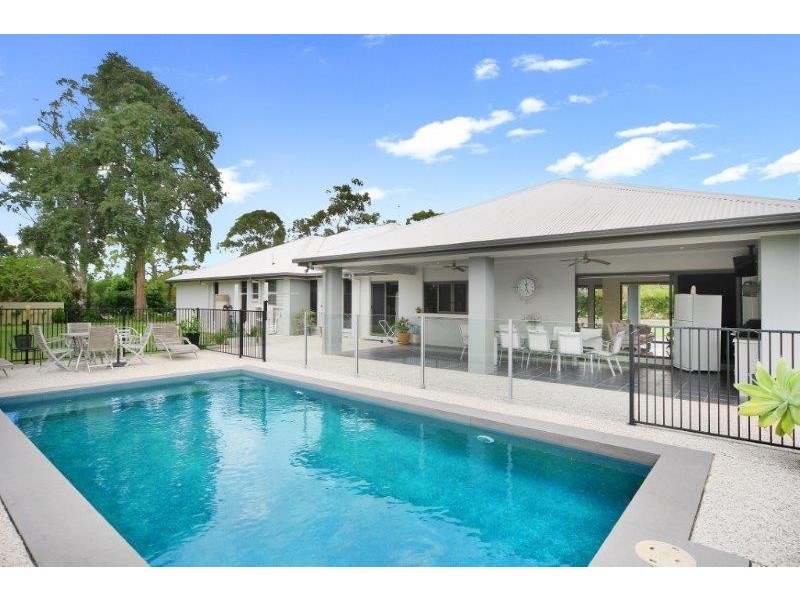 1 Exford Court, Cooroibah QLD 4565
