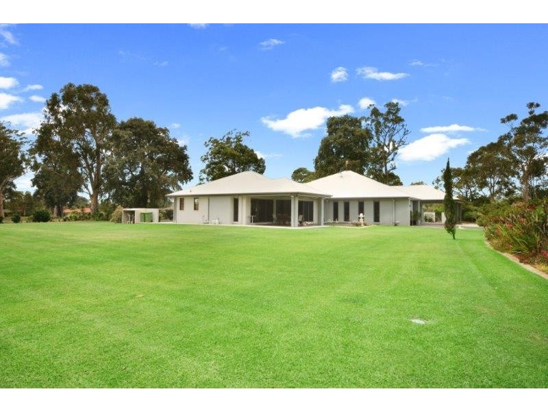 1 Exford Court, Cooroibah QLD 4565