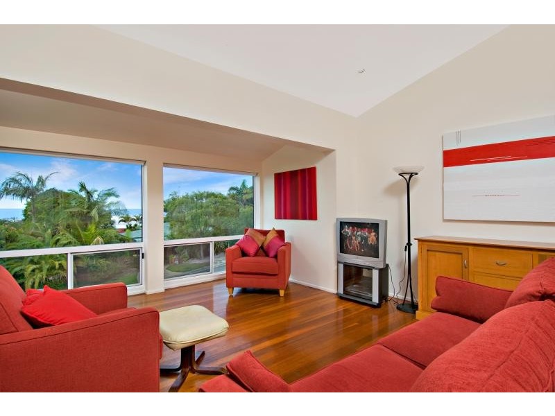 27 Woodlark Rise, Sunrise Beach QLD 4567