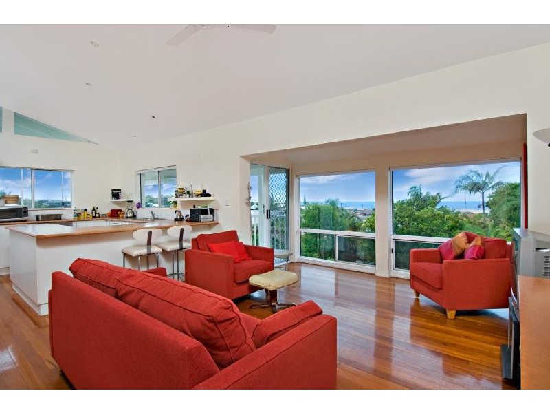 27 Woodlark Rise, Sunrise Beach QLD 4567