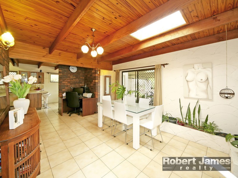 42 Wyona Drive, Noosa Heads QLD 4567