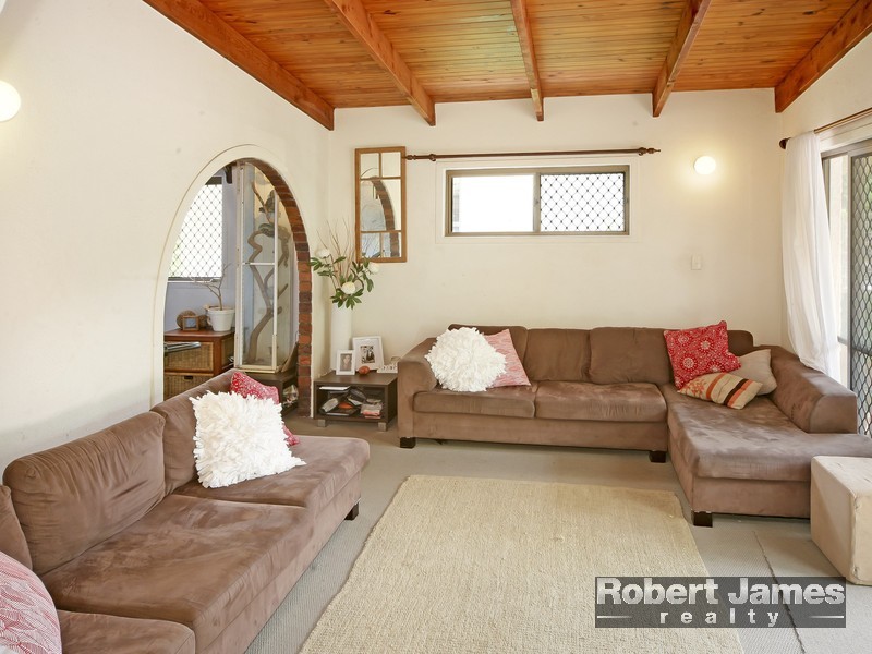 42 Wyona Drive, Noosa Heads QLD 4567