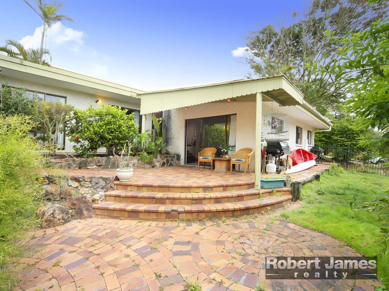 42 Wyona Drive, Noosa Heads QLD 4567