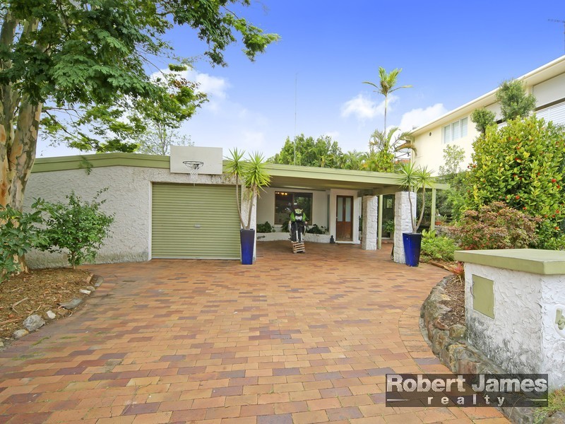 42 Wyona Drive, Noosa Heads QLD 4567