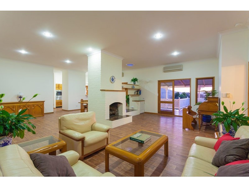 420 Eumundi Range Rd, Eumundi QLD 4562