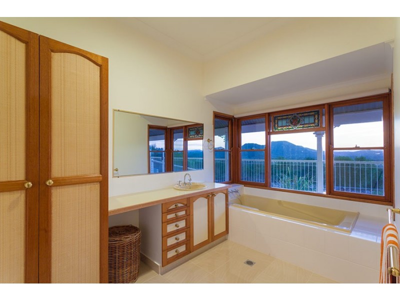 420 Eumundi Range Rd, Eumundi QLD 4562