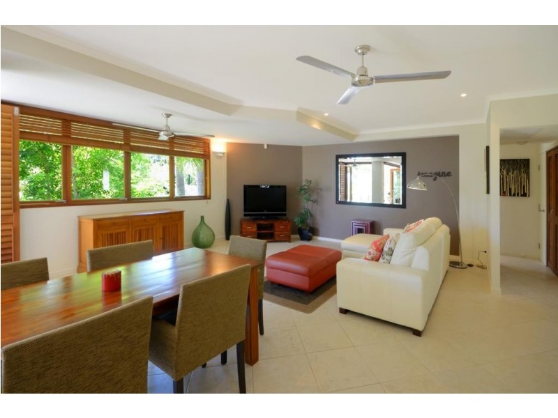 2/269 Gympie Terrace, Noosaville QLD 4566