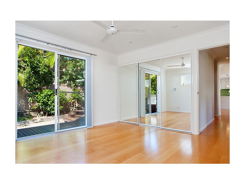 2 Flagship Court, Castaways Beach QLD 4567