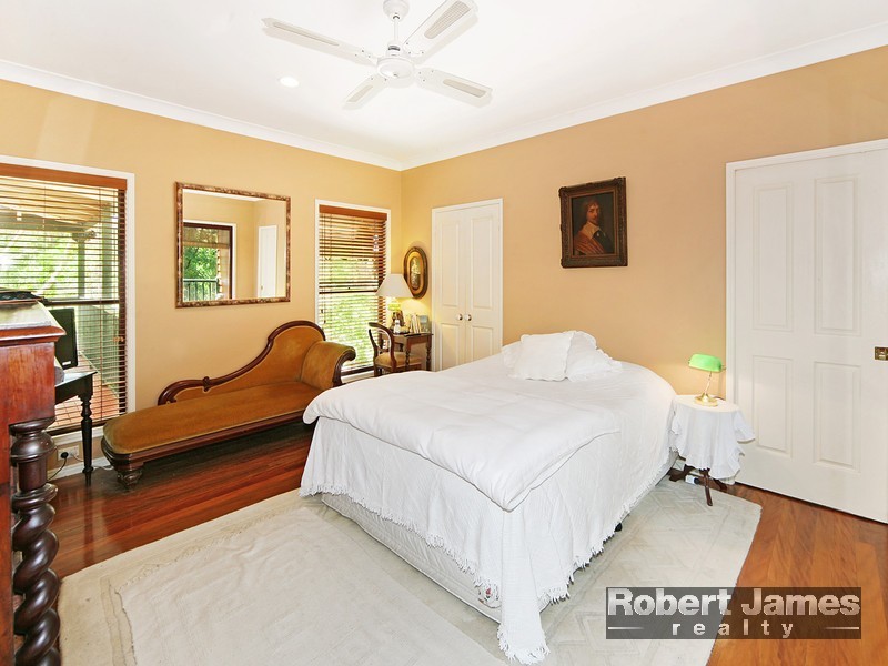 111 Tallgum Avenue, Doonan QLD 4562